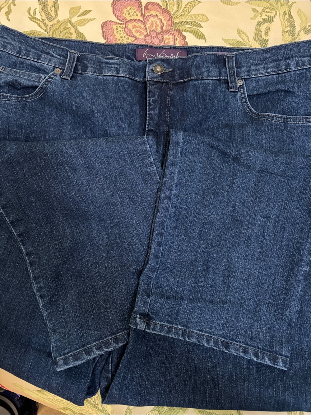 Gloria Vanderbilt Indigo Blue Straight-Leg Jeans
